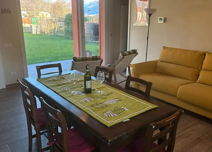 Lucky Luke's House Valtellina E Di Holiday home